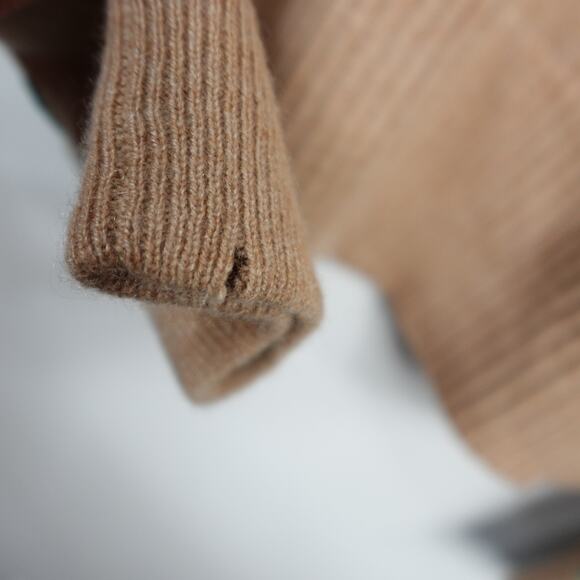 SOH 100% Cashmere Camel Brown Striped Sleeve Sweater - Picture 8 of 9